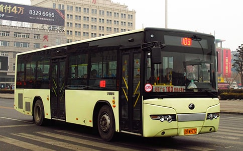 公交車上